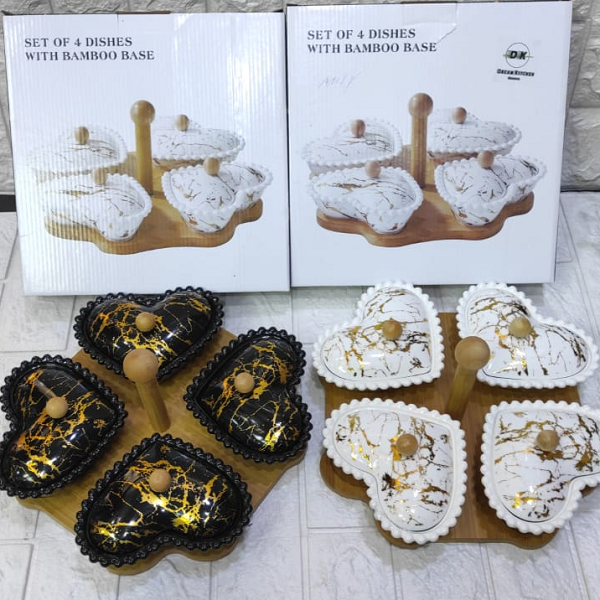 Set 4 Ramequin Marbré Cœur Avec Support En Bambou