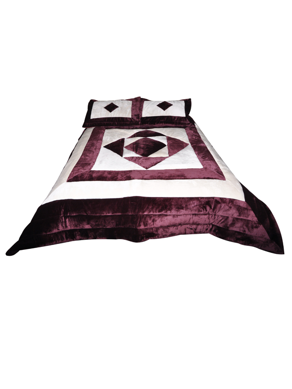 Couvre lit + 2 Taies D'oreillers Blanc & Violet Couvre lit + 2 Taies D'oreillers Blanc & Violet