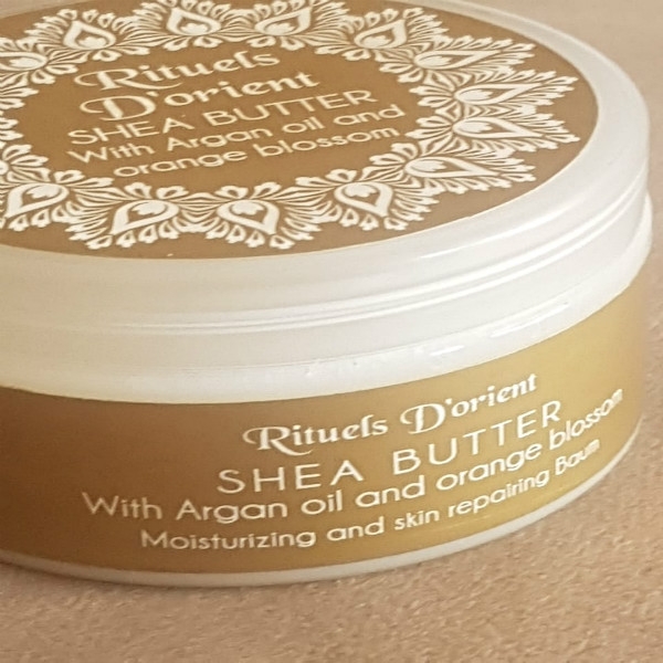 Le Kit Gommage et Karité Le Kit Gommage et Karité