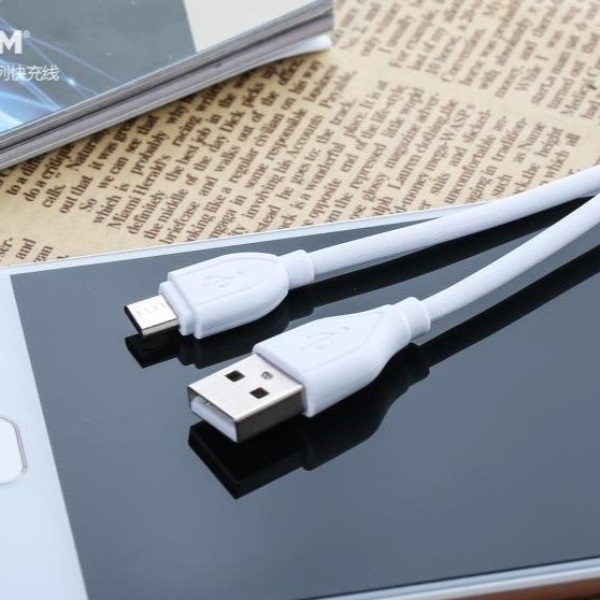 Câble Charge USB 1000MM Câble Charge USB 1000MM