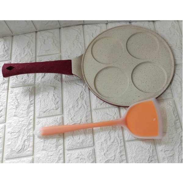 Poêle Crêpière En Granit à 4 unités Avec Spatule Idéal Pour des Mini Crêpes , Baghrir , Pan-cakes , Harcha , œufs ...