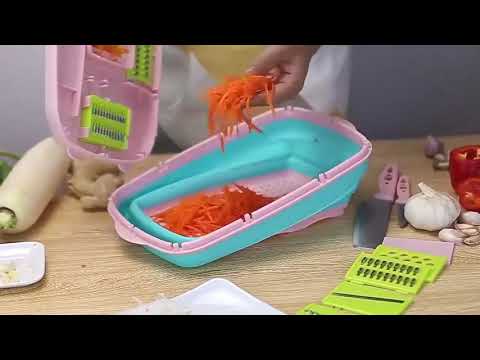 Râpe Manuelle Multifonction : panier passoire , planche à découper , différentes découpes Râpe Manuelle Multifonction : panier passoire , planche à découper , différentes découpes