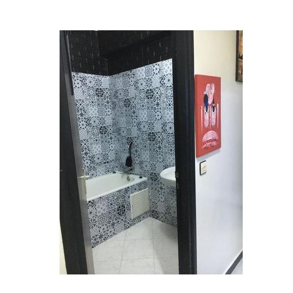 Papier Peint Étanche Autocollant – Adhésif Décoratif – A MOTIF (au m) Papier Peint Étanche Autocollant - Adhésif Décoratif - A MOTIF (au m)