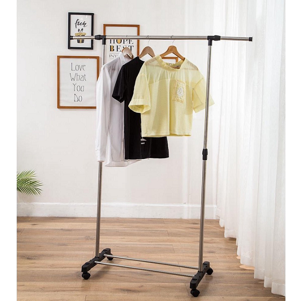 Penderie Porte-Manteau  A Roulettes