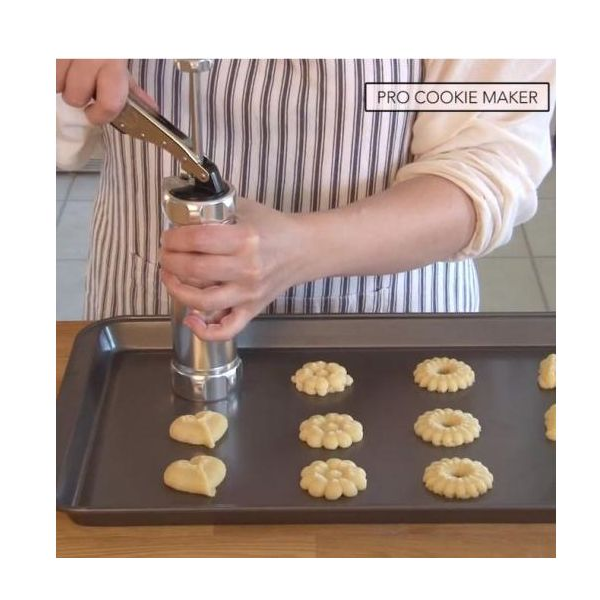 Presse Gâteaux 24 Pièces , Appareil Magique pour Faire des Petits Biscuits Presse Gâteaux 24 Pièces , Appareil Magique pour Faire des Petits Biscuits