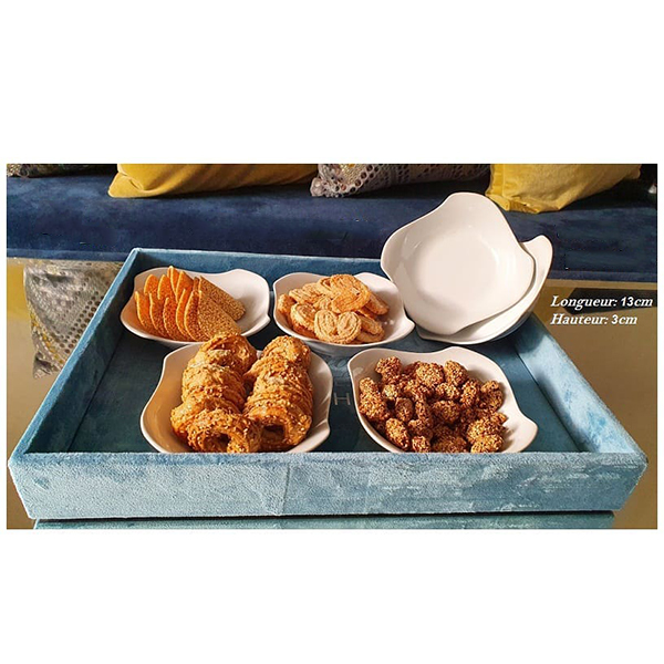 12 Raviers Carrés Ondulés en porcelaine blanche , usages multiples  L:13cm H: 3cm