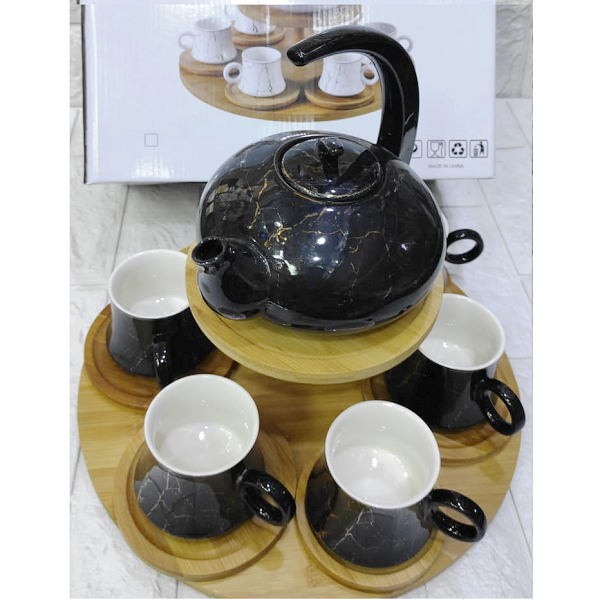 Théière Sur Bois Avec 6 Tasses